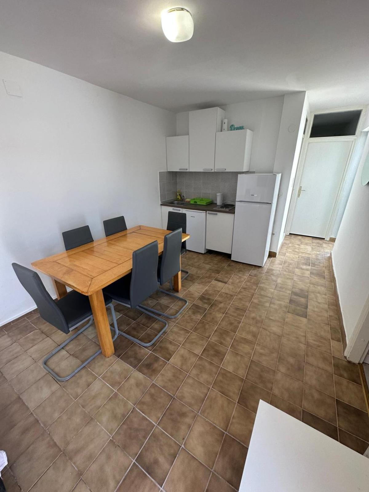 Apartman Povlja Bungalows