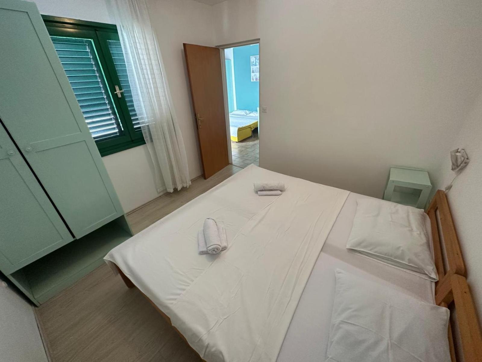 Apartman Povlja Bungalows